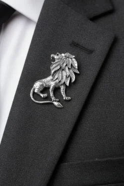 Silver Lion Dotted Design Lapel Pin